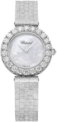 Buy this new Chopard L'Heure Du Diamant Round 10A178-1101 ladies watch for the discount price of £35,530.00. UK Retailer.