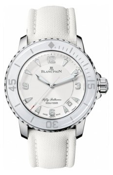 Buy this new Blancpain Fifty Fathoms Automatic 5015-1127-52a mens watch for the discount price of £13,904.00. UK Retailer.