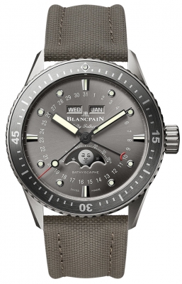 Buy this new Blancpain Fifty Fathoms Bathyscaphe Complete Calendar 43mm 5054-1210-g52a mens watch for the discount price of £14,310.00. UK Retailer.