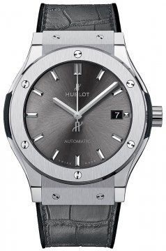Buy this new Hublot Classic Fusion Automatic 38mm 565.nx.7071.lr midsize watch for the discount price of £5,395.00. UK Retailer.