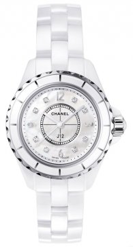 Buy this new Chanel J12 Quartz 29mm h2570 ladies watch for the discount price of £5,368.00. UK Retailer.