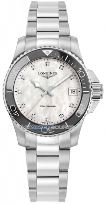 Buy this new Longines HydroConquest Quartz 32mm L3.370.4.87.6 ladies watch for the discount price of £1,445.00. UK Retailer.