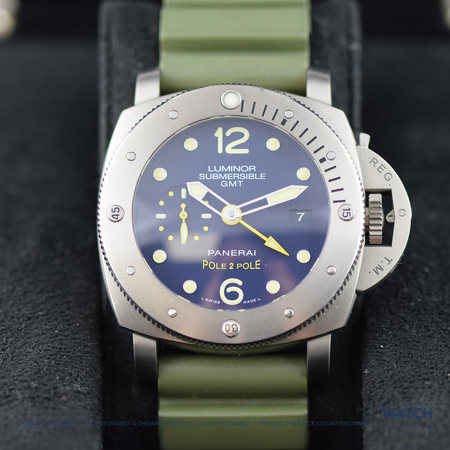 Pre-owned Panerai Luminor Submersible GMT PAM00719