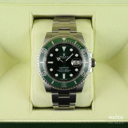 Pre-owned Rolex Submariner Date 116610LV Hulk