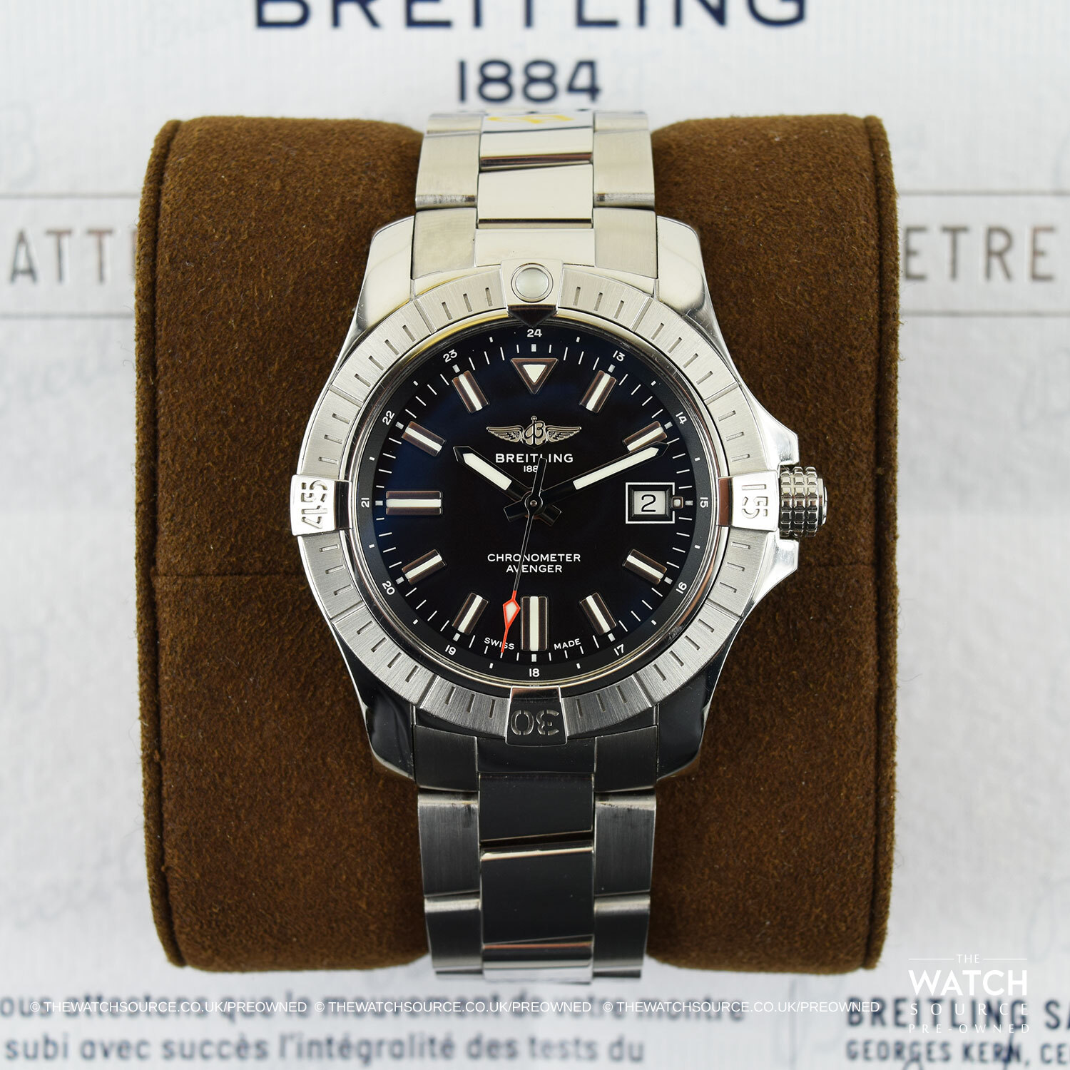 Pre owned breitling avenger deals