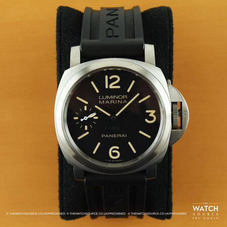 Pre-owned Panerai Luminor Marina 44mm pam00913 London edition