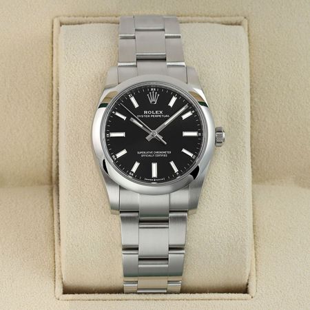 Pre-owned Rolex Oyster Perpetual 34mm 124200 Black
