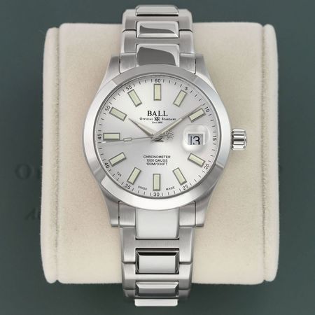 Pre-owned Ball Watch Engineer III Marvelight Chronometer 40mm NM9026C-S6CJ-SL