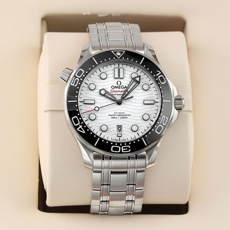 Pre-owned Omega Seamaster Diver 300m 42mm 210.30.42.20.04.001