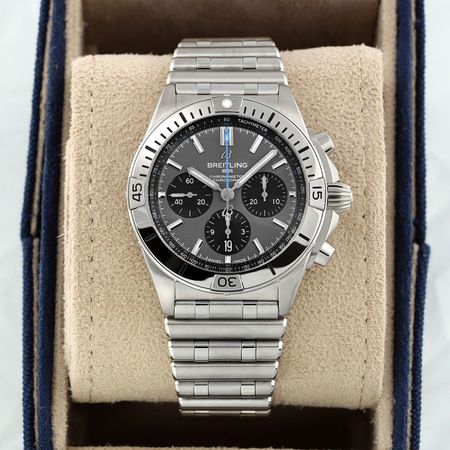 Pre-owned Breitling Chronomat B01 42mm Titanium EB0134101M1E1