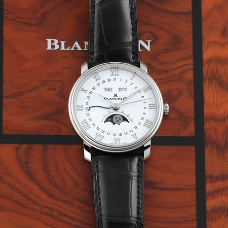Pre-owned Blancpain Villeret Moonphase & Complete Calendar 40mm 6654-1127-55B