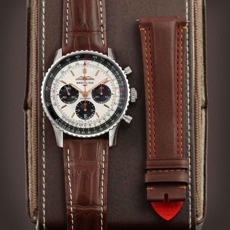 Pre-owned Breitling LIMITED Navitimer B01 Chronograph 43mm AB01381E1G1P1
