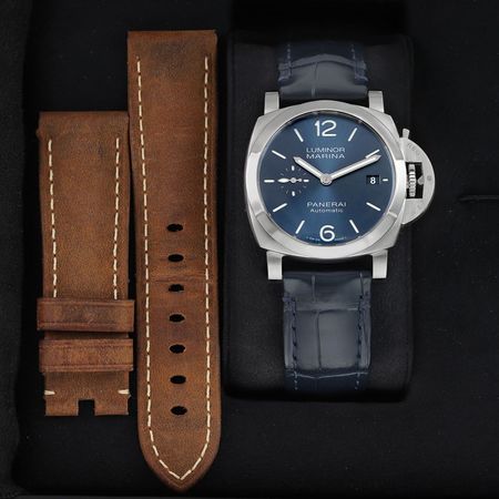 Pre-owned Panerai Luminor Quaranta 40mm PAM01270