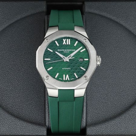 Pre-owned Baume & Mercier Riviera Automatic 42mm 10618