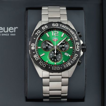 Pre-owned Tag Heuer Formula 1 Quartz Chronograph 43mm CAZ101AP.BA0842