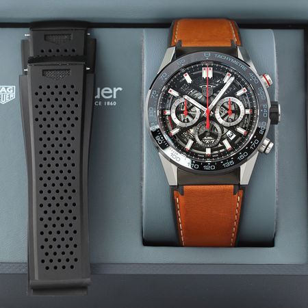 Pre-owned Tag Heuer Carrera Calibre Heuer 02 45mm CBG2A10.FT6168