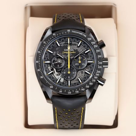 Pre-owned Omega Speedmaster Moonwatch Apollo 8 Dark Side of the Moon 44.25mm 310.92.44.50.01.001