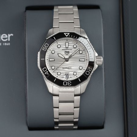 Pre-owned Tag Heuer Aquaracer Automatic 36mm WBP231C.BA0626