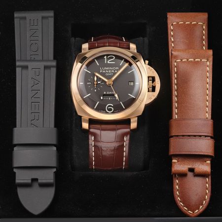 Pre-owned Panerai Luminor 8 Days GMT 44mm PAM00289