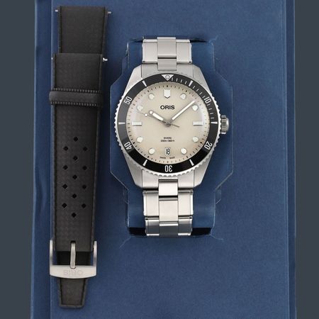 Pre-owned Oris Divers Date 39mm 01 733 7795 4051-Set