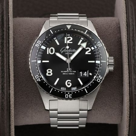 Pre-owned Glashutte Original SeaQ Panorama Date 43.2mm 1-36-13-01-80-70