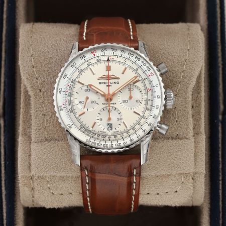 Pre-owned Breitling Navitimer B01 Chronograph 41mm AB0139211G1P1