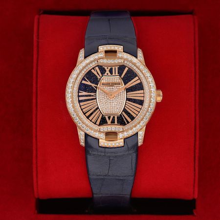 Pre-owned Roger Dubuis Velvet Automatic 36mm RDDBVE0095