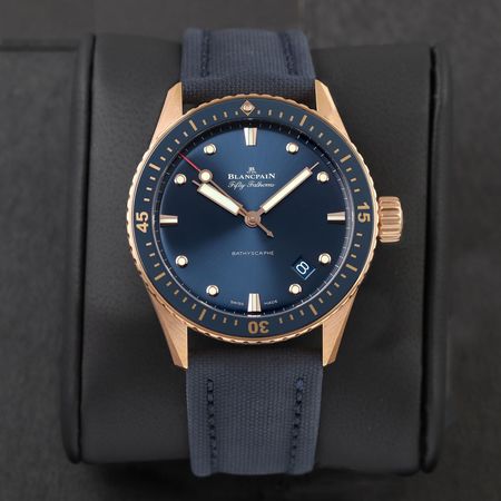 Pre-owned Blancpain Fifty Fathoms Bathyscaphe Automatic 43mm DEPLOYANT 5000-36S40-O52B